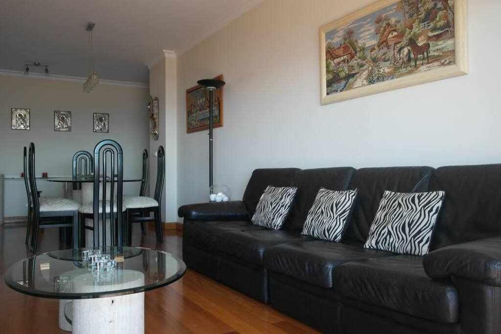 Comfy And Charming Palace Φουνκάλ Εξωτερικό φωτογραφία